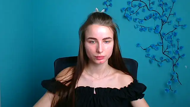 Eva Janee online show from 22, 6, 2026