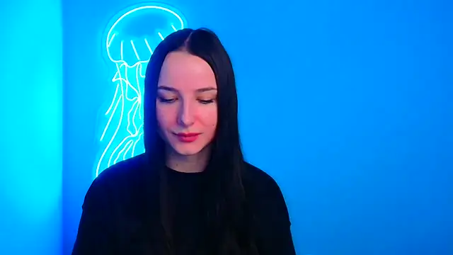 Eva Janee online show from 18, 2, 2025