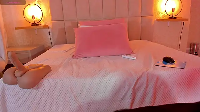 Amy-Saenz online show from 16, 4, 2026