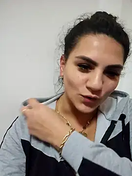 LorenneMays online show from 28, 10, 2025