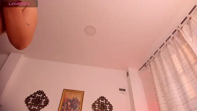Snapshot of VeronicaGilss chatting on 14, 6, 2026 VeronicaGilss online show from 14, 6, 2026