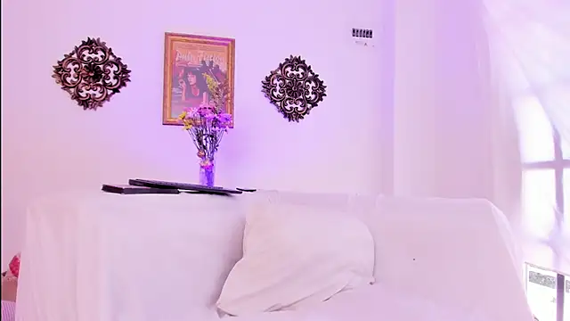 VeronicaGilss online show from 2, 10, 2025