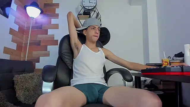 Kenbils online show from 4, 12, 2024