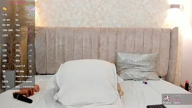 mia lourence online show from 6, 10, 2025