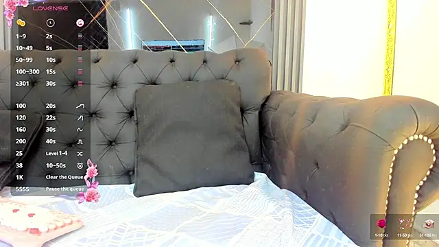 EvaaLovia1 online show from 26, 9, 2025