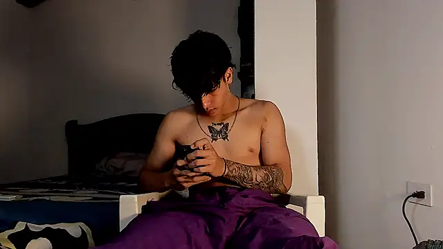 Snakebutterfly online show from 22, 12, 2024