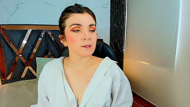 Amara vega online show from 28, 10, 2025