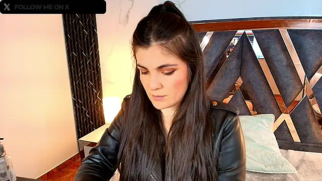 Amara vega online show from 25, 11, 2025