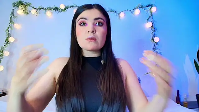 Amara vega online show from 8, 4, 2026