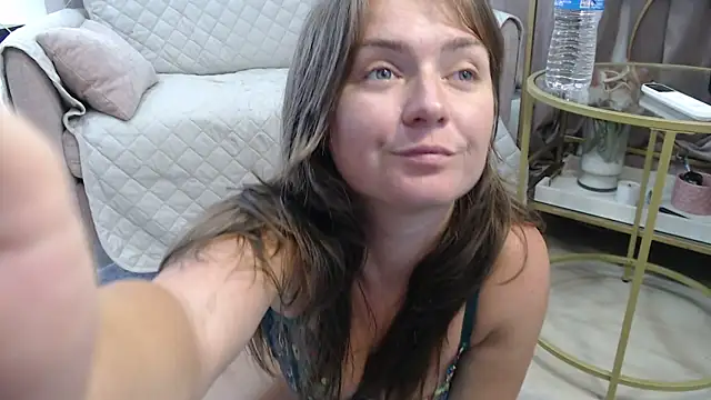 fallongrayxo online show from 18, 5, 2026