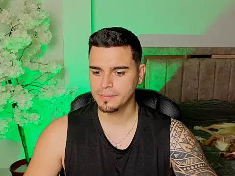 Axel Big cock online show from 3, 7, 2026