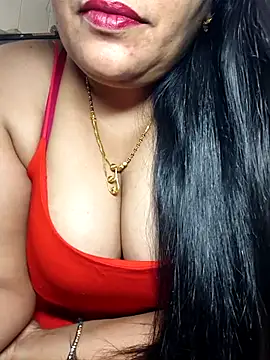 Snapshot of sneha_rose chatting on 17, 7, 2026 sneha rose online show from 17, 7, 2026
