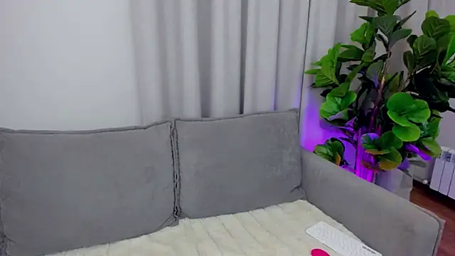 sexyangeloux online show from 22, 3, 2026