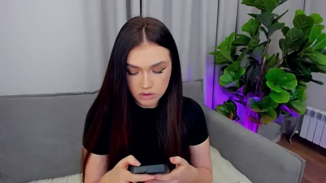 sexyangeloux online show from 25, 3, 2026