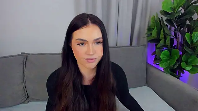 Snapshot of sexyangeloux chatting on 23, 4, 2026 sexyangeloux online show from 23, 4, 2026