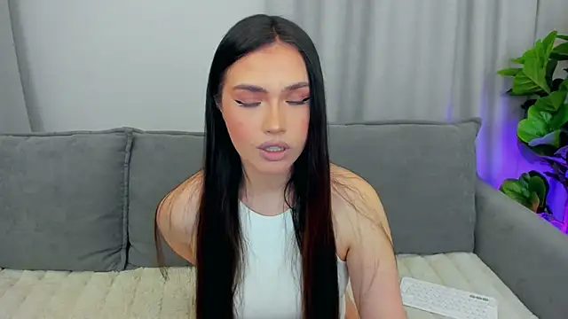 sexyangeloux online show from 6, 3, 2026