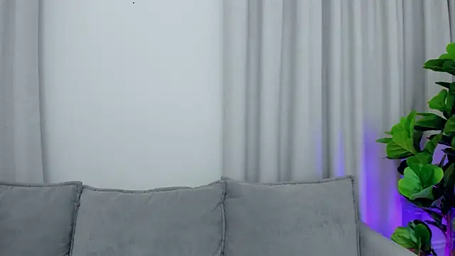 sexyangeloux online show from 10, 2, 2026