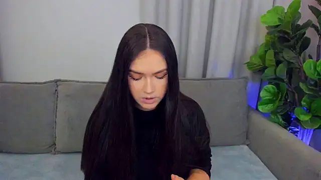Snapshot of sexyangeloux chatting on 10, 5, 2026 sexyangeloux online show from 10, 5, 2026