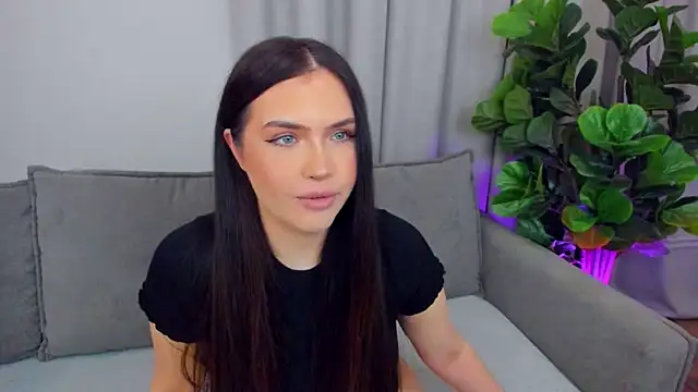 Snapshot of sexyangeloux chatting on 3, 5, 2026 sexyangeloux online show from 3, 5, 2026