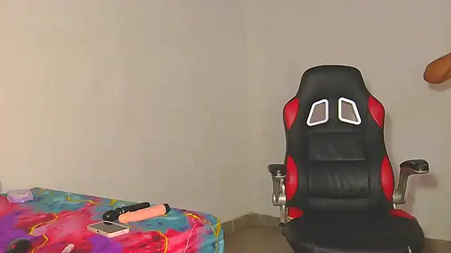 White Porshe online show from 24, 9, 2025