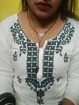 Snapshot of Sexyranibhabhi chatting on 23, 6, 2026 Sexyranibhabhi online show from 23, 6, 2026