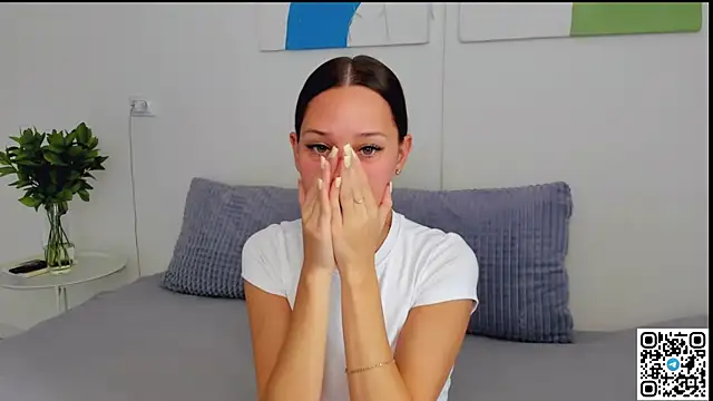 SelenaRousey online show from 18, 7, 2026