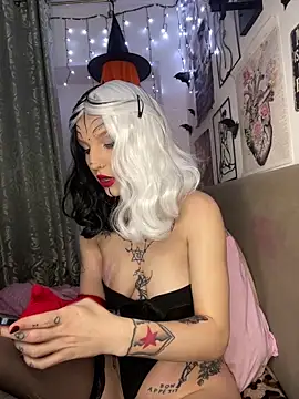 Snapshot of MoonAgnes chatting on 6, 2, 2026 MoonAgnes online show from 6, 2, 2026