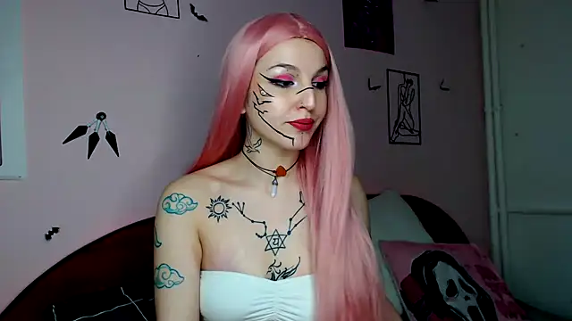 Snapshot of MoonAgnes chatting on 2, 2, 2025 MoonAgnes online show from 2, 2, 2025