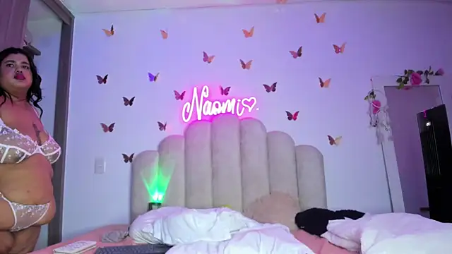 NaomiAsha online show from 22, 9, 2025