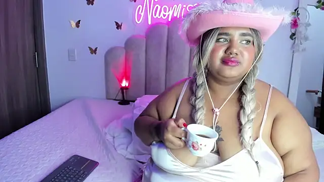 NaomiAsha online show from 2, 10, 2025