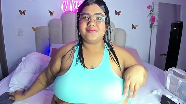 NaomiAsha online show from 16, 12, 2025