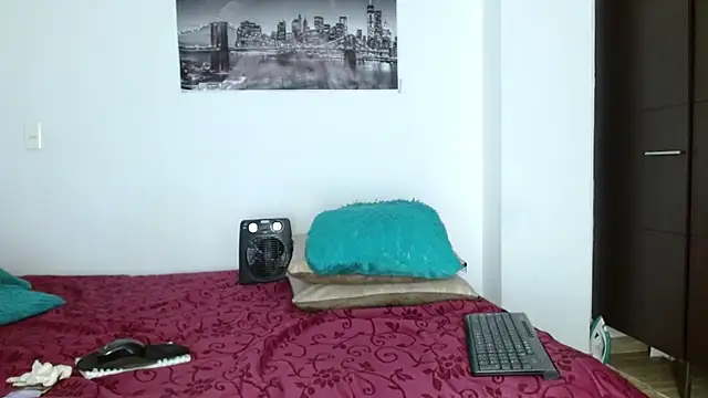 chicafitcaliente online show from 21, 9, 2025