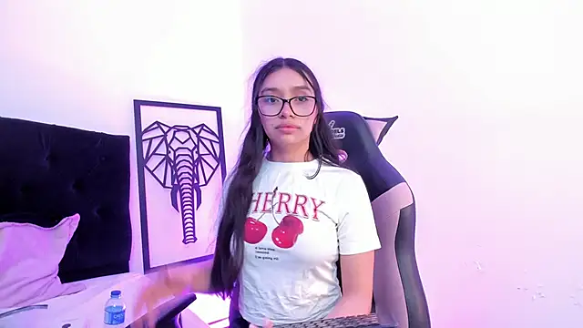 Stefanygp online show from 4, 11, 2025