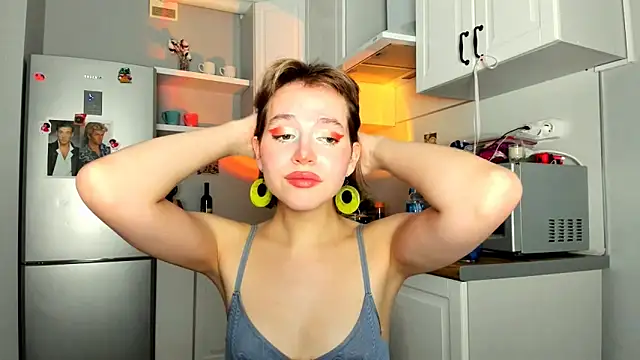 Niky  Jess online show from 6, 3, 2025