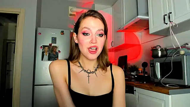 Niky  Jess online show from 18, 2, 2025