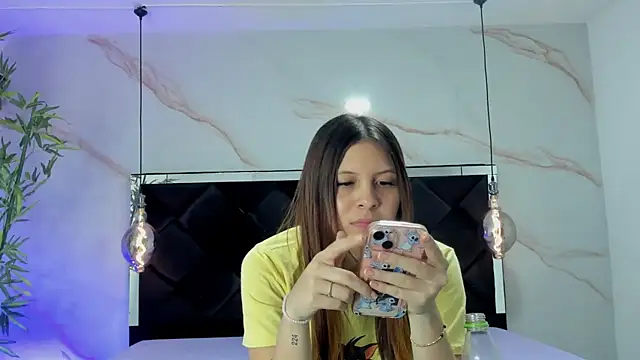 AngelaaCute  online show from 15, 9, 2025