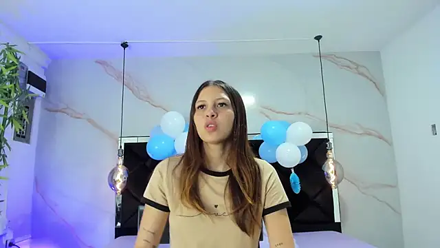 AngelaaCute  online show from 23, 9, 2025