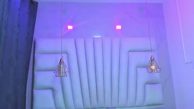 AngelaaCute  online show from 28, 3, 2026