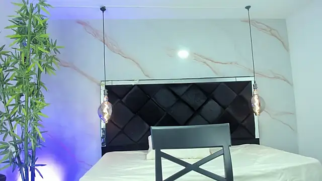 AngelaaCute  online show from 7, 10, 2025