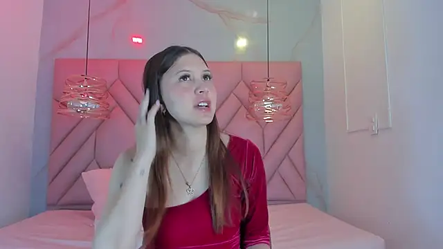Snapshot of AngelaaCute_ chatting on 11, 5, 2026 AngelaaCute online show from 11, 5, 2026