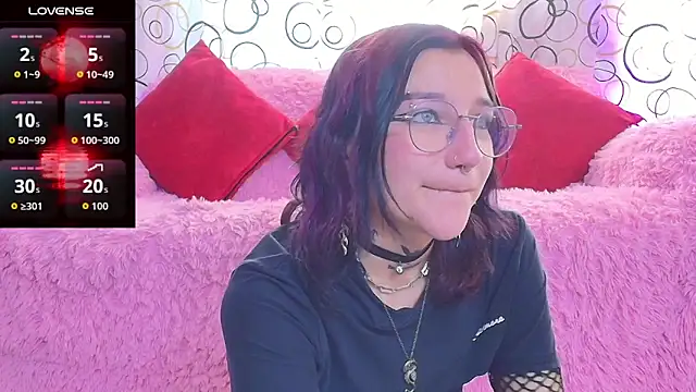 SukiFuyu  online show from 19, 12, 2025