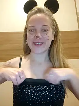 Dark Angel 22 online show from 10, 2, 2026