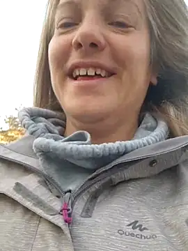 Dark Angel 22 online show from 24, 4, 2026