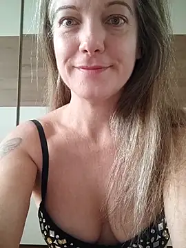 Dark Angel 22 online show from 22, 9, 2025