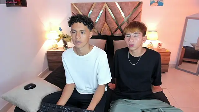 nickolas moon online show from 14, 11, 2025