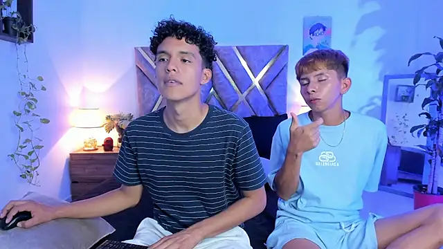 nickolas moon online show from 25, 11, 2025