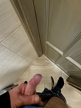 kisbiro77777 online show from 15, 11, 2025