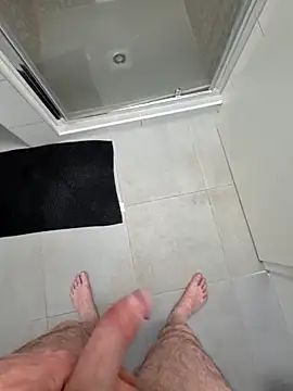 kisbiro77777 online show from 16, 4, 2026