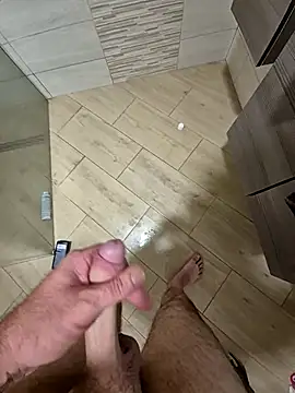 kisbiro77777 online show from 15, 9, 2025