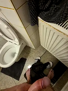 kisbiro77777 online show from 5, 2, 2026